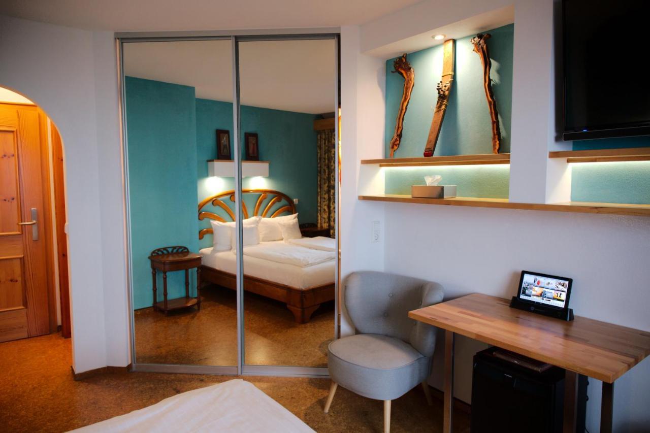 Kapuzinergarten Panoramahotel 브라이사흐암라인 외부 사진