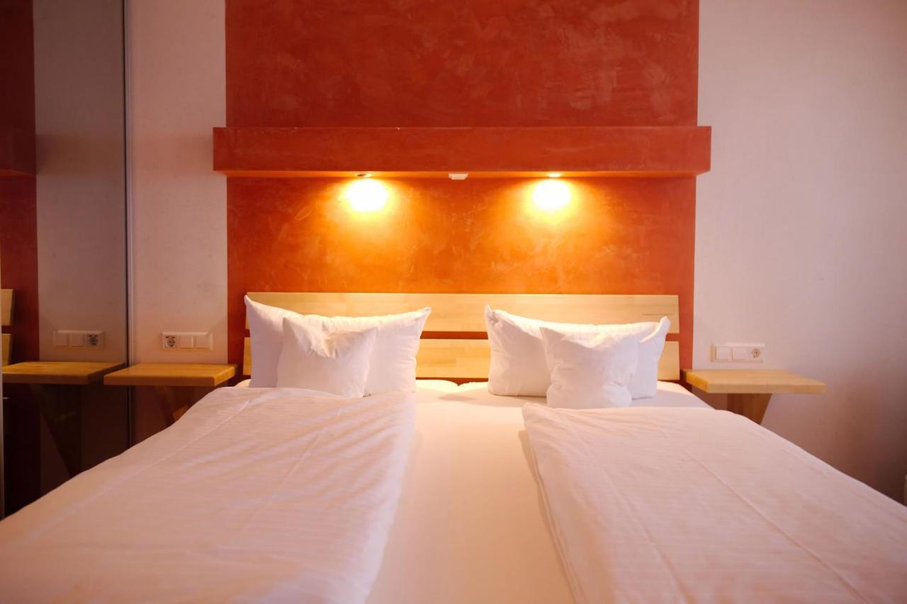 Kapuzinergarten Panoramahotel 브라이사흐암라인 외부 사진