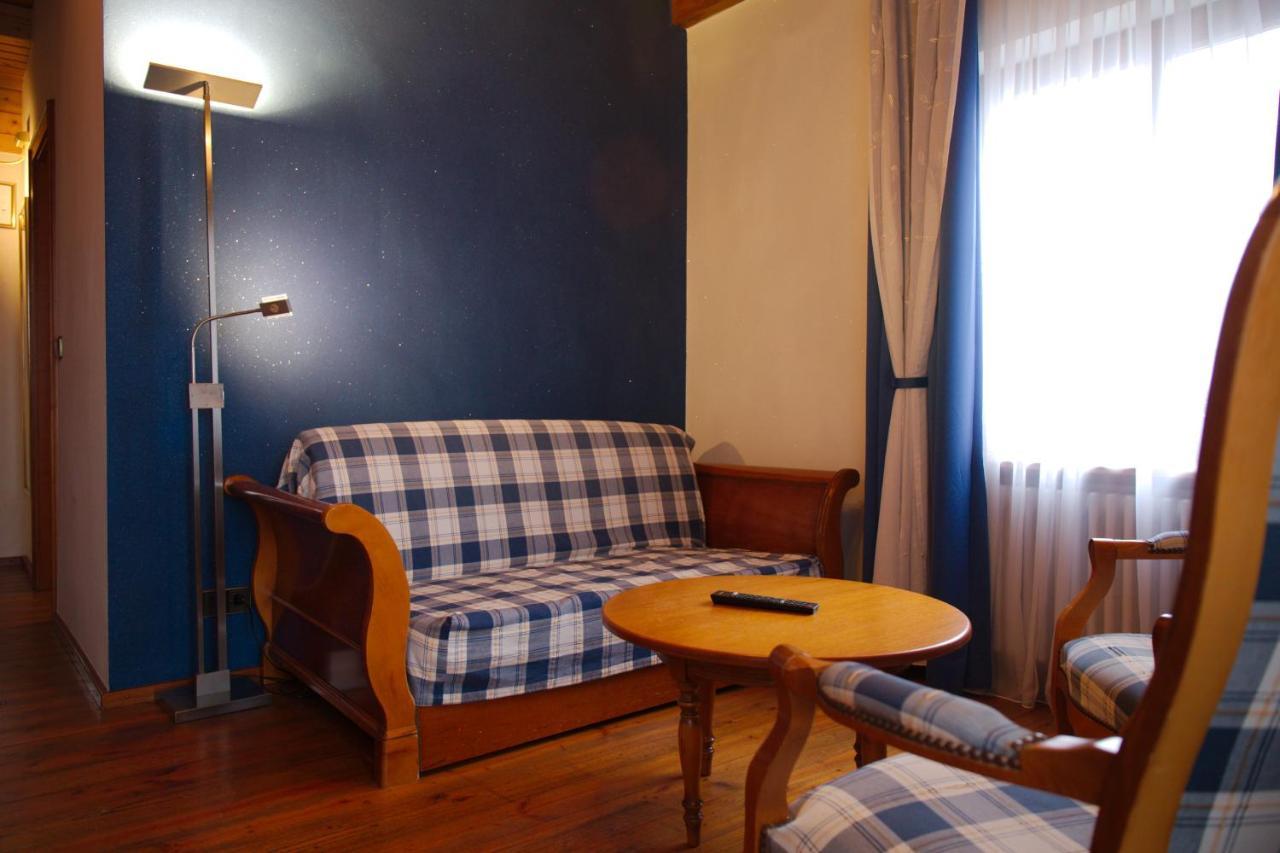 Kapuzinergarten Panoramahotel 브라이사흐암라인 외부 사진