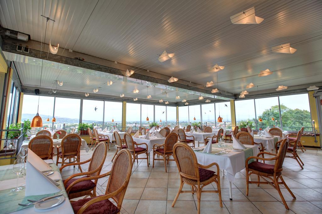 Kapuzinergarten Panoramahotel 브라이사흐암라인 외부 사진