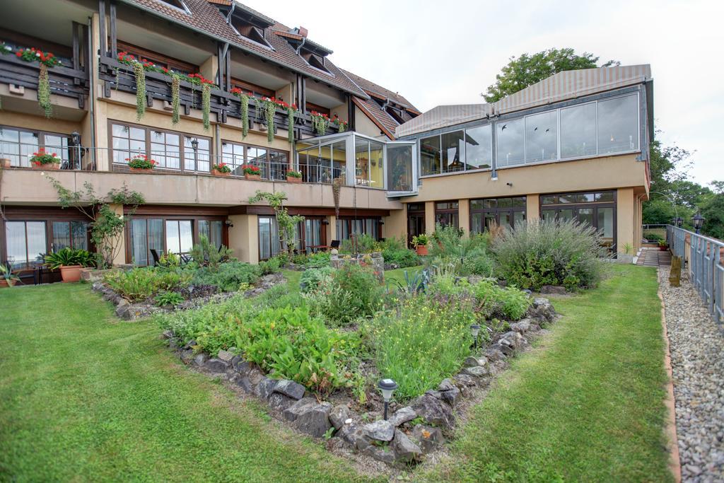 Kapuzinergarten Panoramahotel 브라이사흐암라인 외부 사진