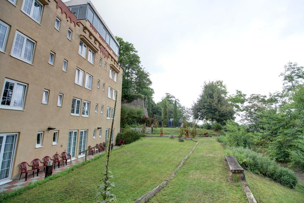 Kapuzinergarten Panoramahotel 브라이사흐암라인 외부 사진
